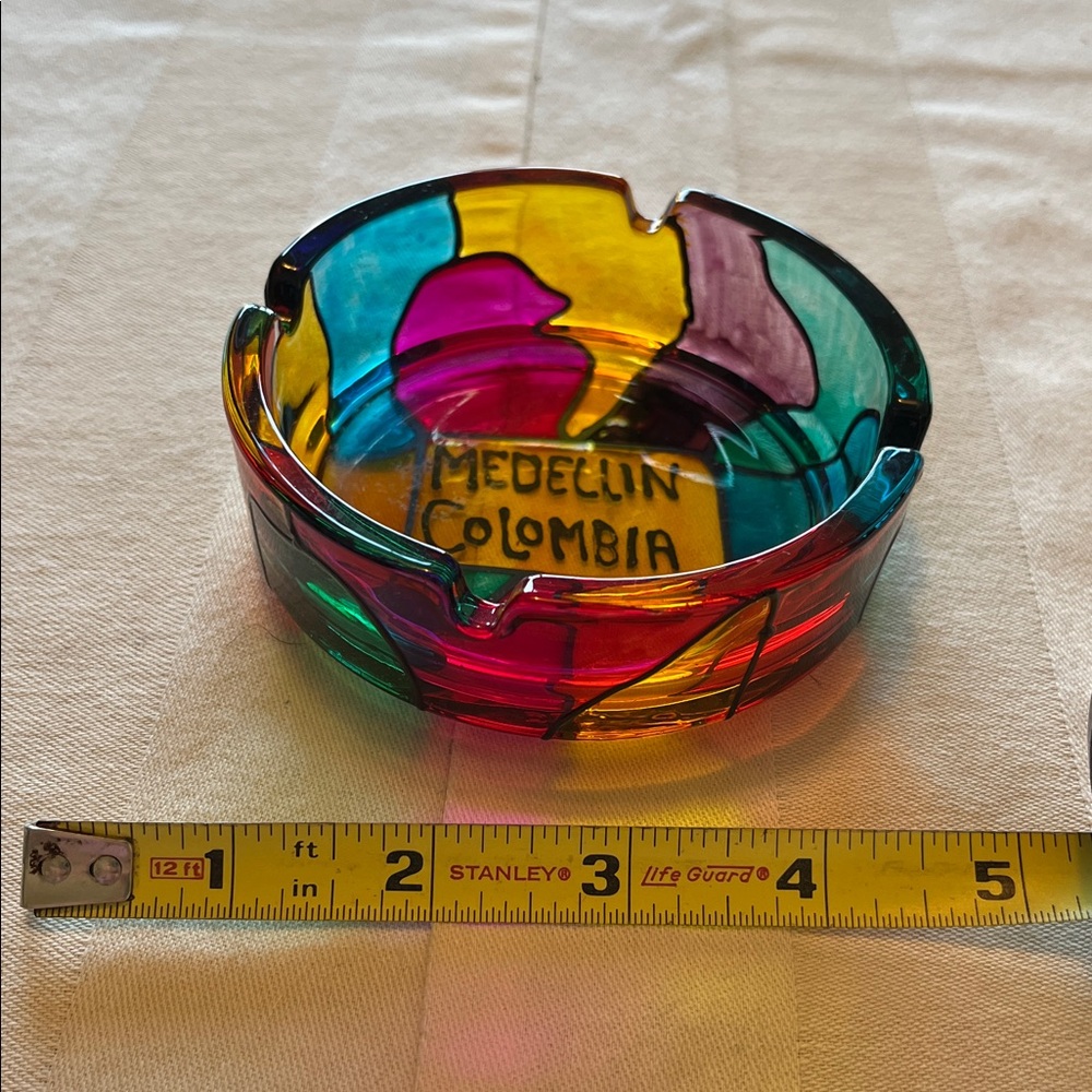 Colorful Medellin Hand-Painted Colombia Glass Art Ashtray - Picture 3 of 3